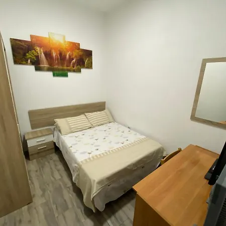 Quarto em Acomodações Particulares House In *